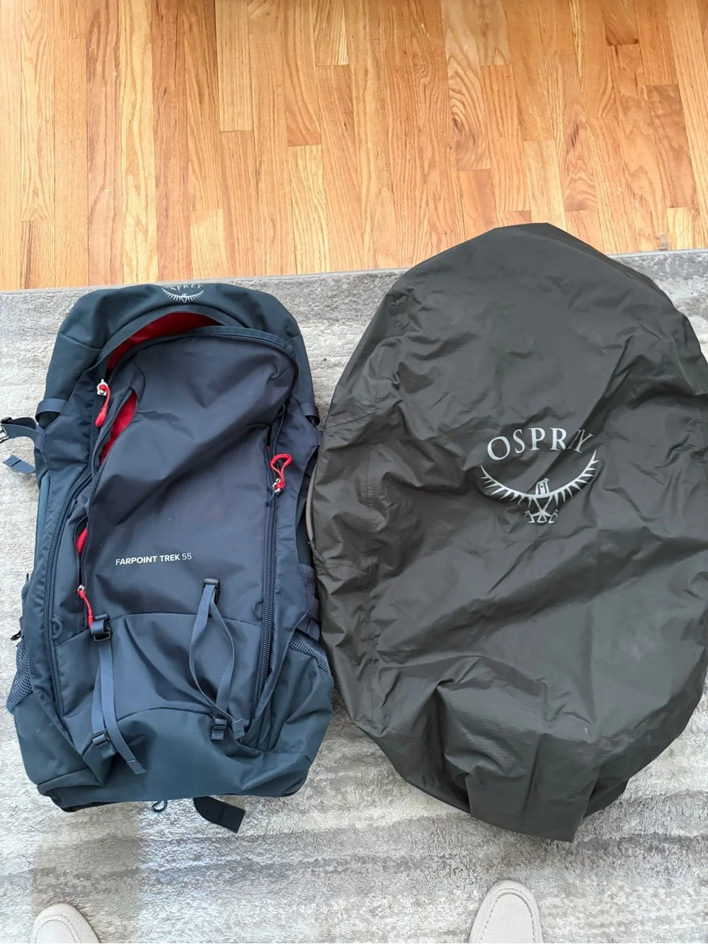 OSPREY Farpoint Trek 55L Backpack - Muted Space Blue w Red Accents